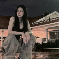 Trần Thảo Linh - cô