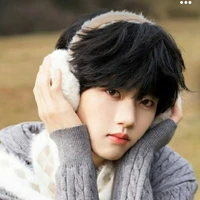 Trương Hàm  Thụy 