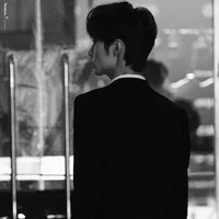 Khởi Chấn Huy Hoàng