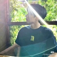 Tiêu Hoàng Gia Khiêm