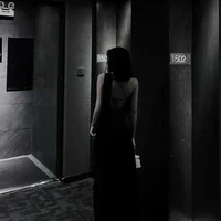 Lê Hải Kim (mẹ anh) 