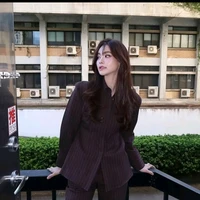 Engfa Waraha (chị)