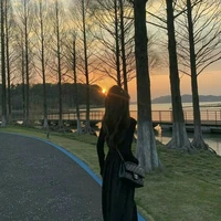 Hà Tử Uyên _@Hhh_y