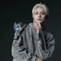 Bùi Trường Linh.