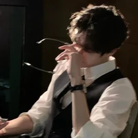 Trương Thiên Long (bố nữ9)