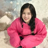 Pangjie  Paphavarin - nàng