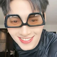 Huỳnh Hoàng Hùng ( Hùng Huỳnh)