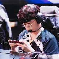 Yuxiang đã hết đẹp trai chưa?