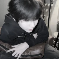 Nhiếp Vĩ Thần-gã