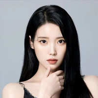 Lee Ji-eun (mẹ cô)