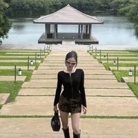 Khương Hoàn Mỹ (Orange)