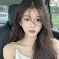 Vương Thiên Thúy Ngân_Sunny