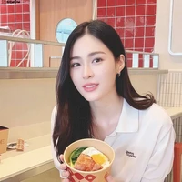 LingLing Kwong (cô)