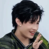 ʟᴇ̂ ǫᴜᴀɴɢ ʜᴜʏ