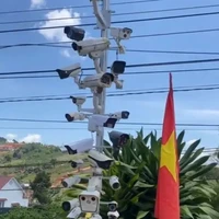 Tất cả mn ở đó(trừ ai thì trừ)