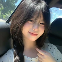 Giang Huỳnh Khánh Ngân(bạn chị)