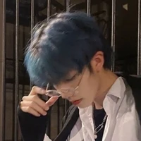 Bảo Bình_Alexander