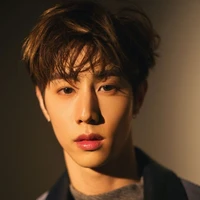 Mark Tuan ( Anh )