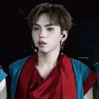Tạ Hoàng Long