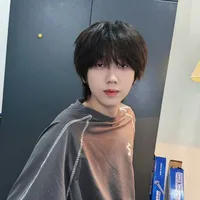 Nhiếp Vĩ Thần