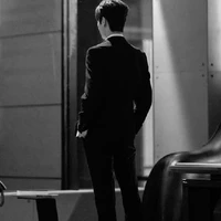 Phan Hoàng Long (bố nu9)