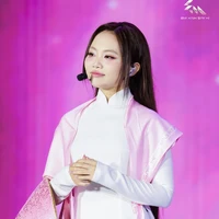 Phương Mỹ Chi (lớp phó)