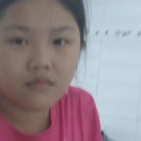 cô y tá đảm đan