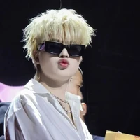 Tác giả dgai,dthw,cte phô mai que😉😘