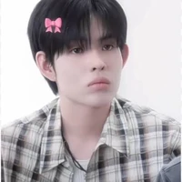 Phan Đức Nhật Hoàng-Dillan Hoàng Phan