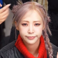 Moonbyul - yi