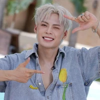 • Nguyễn Hoàng Bách • JeyB • 12/5