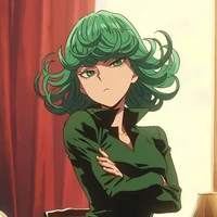 Tatsumaki (vợ bốn thầy Hưng)