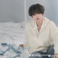 trương dịch nhiên (hắn năm) 