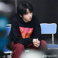 Dương Bác Văn_hắn