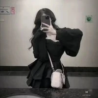 thẩm sơ niệm