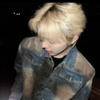 Trương Hoàng Gia Huy (anh cô)