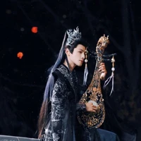 Đường Lệ Từ (giả dạng).