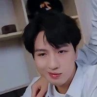 Cháu Hiệu Trưởng ( lúc bé )