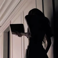 Nhân Vật Nữ Đặc Biệt