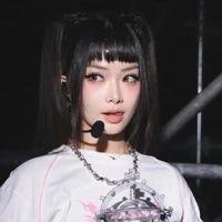 Lê Ngọc Ánh sáng "  Ánh sáng az"