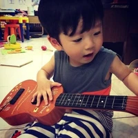 Trần Minh Hạo ( hồi nhỏ )