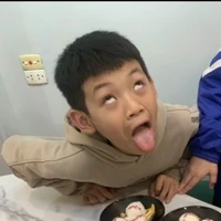Nông Lâm (tổ trưởng tổ 4)