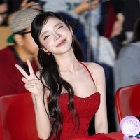 LyLy(nàng)