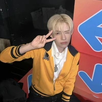 Nhật Hoàng(Dillan)