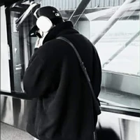 Thấy trai đẹp bao giờ chưa?