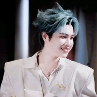 Hoàng Đức Duy-CAPTAINBOY