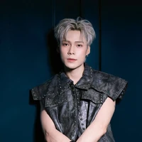 Nguyễn Hoàng Bách[JeyB]