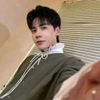 Q.hùng