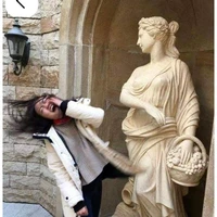 con tác giả siêu lười