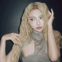 Hiền Mai